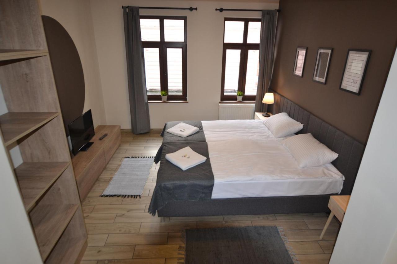 Sleepwell Apartments Legnica Bagian luar foto