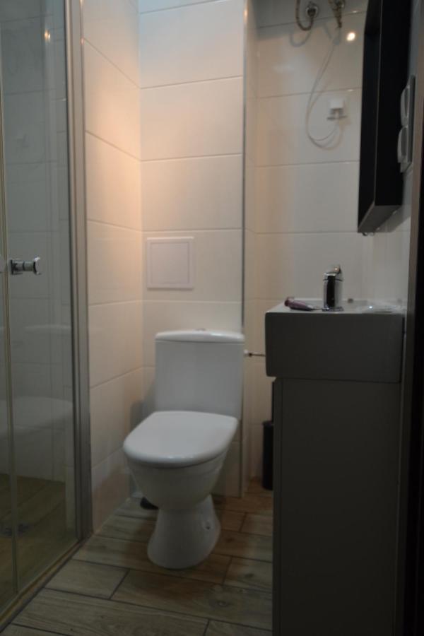 Sleepwell Apartments Legnica Bagian luar foto