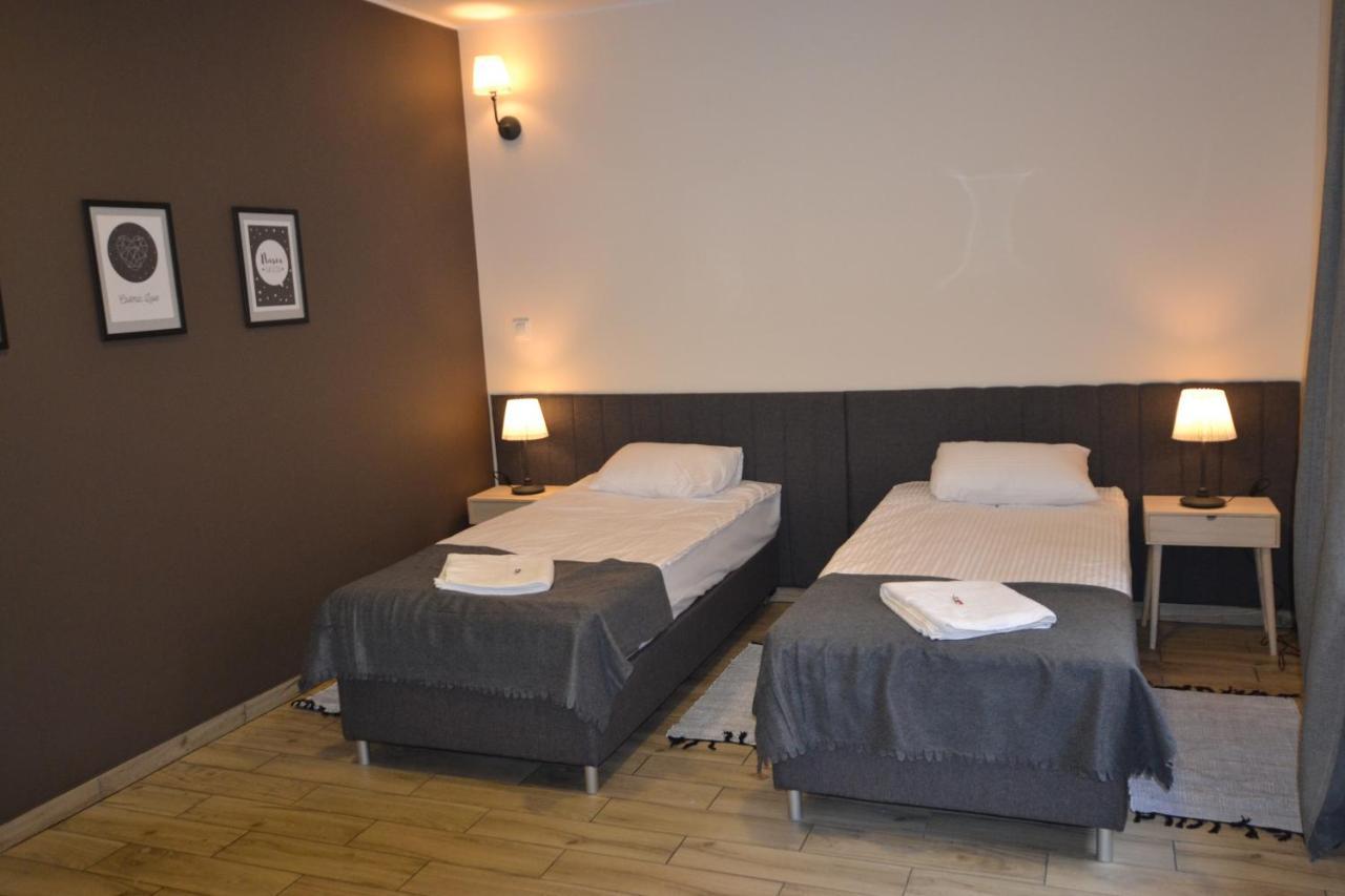 Sleepwell Apartments Legnica Bagian luar foto